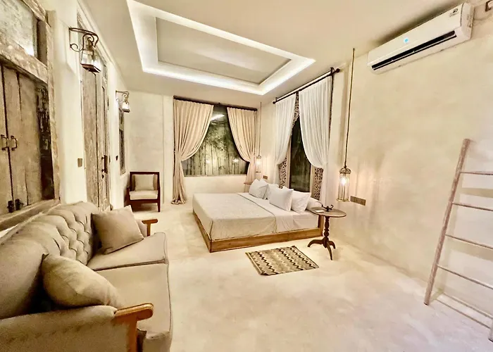 Villa With Pool, White Moon, 3br *