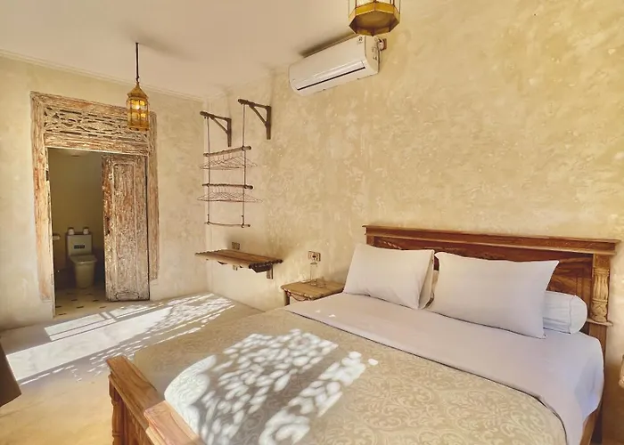 With Pool, White Moon, 3br Uluwatu (Bali)