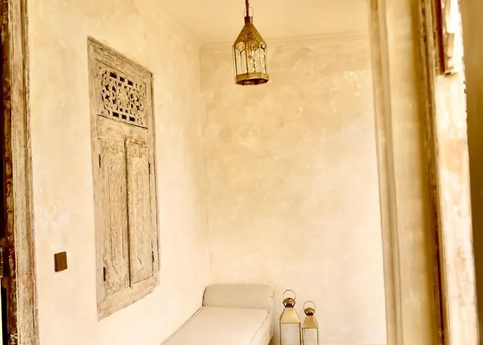 With Pool, White Moon, 3br Villa *