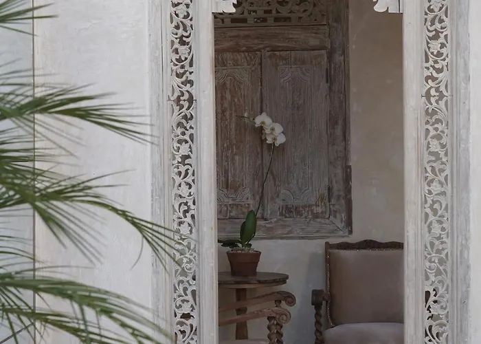 Villa With Pool, White Moon, 3br